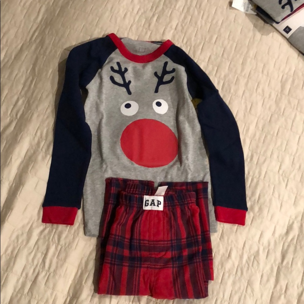 Baby gap pj set
